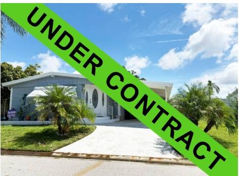 Ellenton, FL Mobile Home for Sale located at 428 Sunset Circle Colony Cove